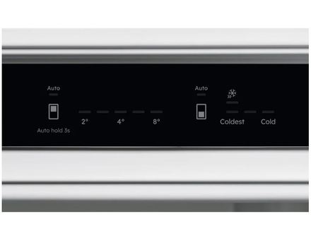 Vestavná kombinovaná chladnička AEG 8000 NoFrost GreenZone+ NSC8T751DS (1)