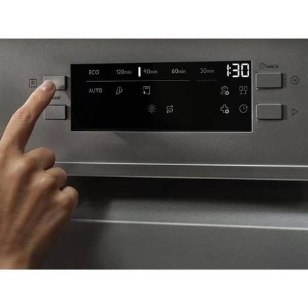 Myčka nádobí Electrolux 600 E62SD100SX (8)