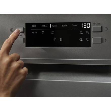 Myčka nádobí Electrolux 600 E62SD201SX (11)