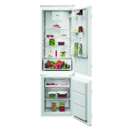 Vestavná kombinovaná chladnička AEG 7000 NoFrost CoolAssist NSC7C18GES