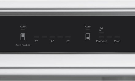 Kombinovaná chladnička Electrolux 600 NoFrost CoolAssist TNL6HC37U1 (1)