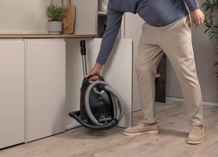Podlahový sáčkový vysavač Hoover HE410H 011 (20)