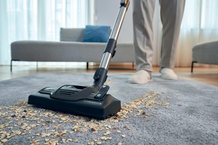 Podlahový sáčkový vysavač Hoover HE410H 011 (23)