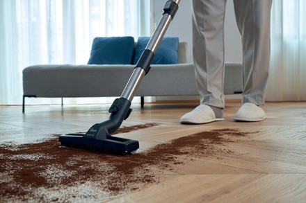 Podlahový sáčkový vysavač Hoover HE410H 011 (24)