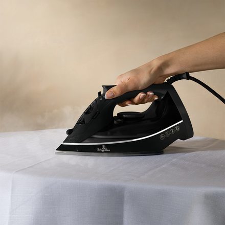 Napařovací žehlička Berlingerhaus BH-9930 2200 W Matte Black Collection (10)