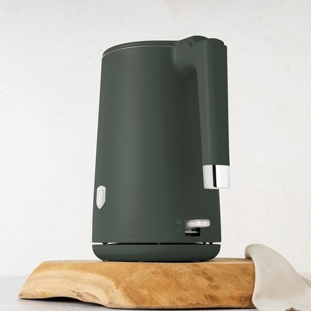 Rychlovarná konvice Berlingerhaus LP-BH-268 s dvojitou stěnou Matte Green Collection (1)