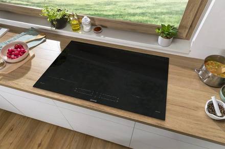 Indukční varná deska Gorenje GI8432BSCWF (8)