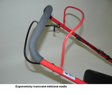 Benzínová sekačka s pojezdem VeGA 424 SDX 5in1 (3)