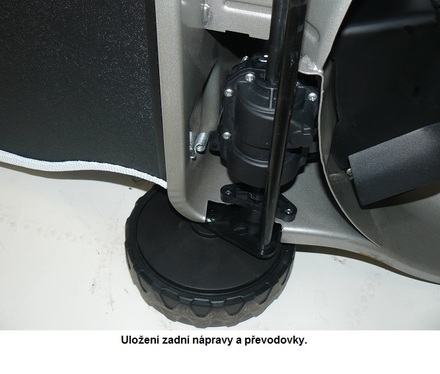 Benzínová sekačka s pojezdem VeGA 424 SDX 5in1 (4)