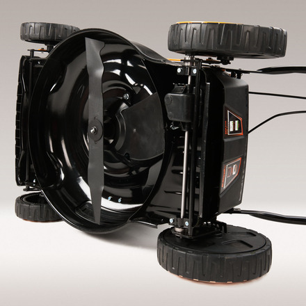 Benzínová sekačka Riwall RPM 5135 (7)