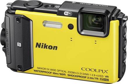 Kompaktní fotoaparát Nikon Coolpix AW130 yellow