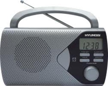 Radiopřijímač Hyundai PR 200 S