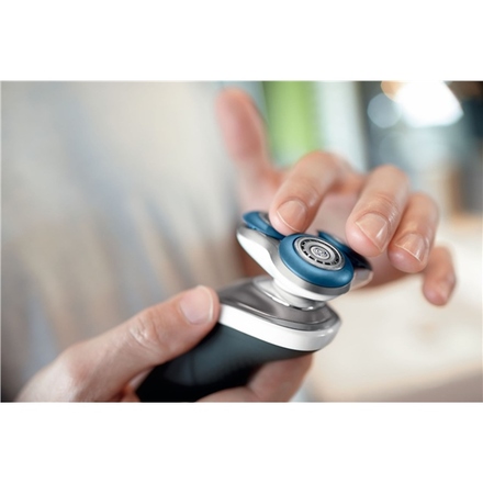 Pánský holící strojek Philips S 7720/26 (2)