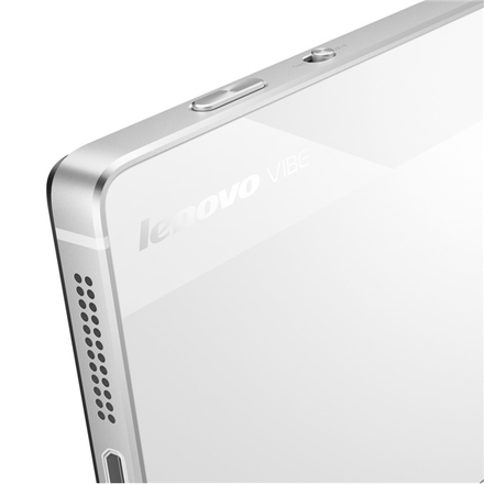 Mobilní telefon Lenovo Vibe Shot White (1)