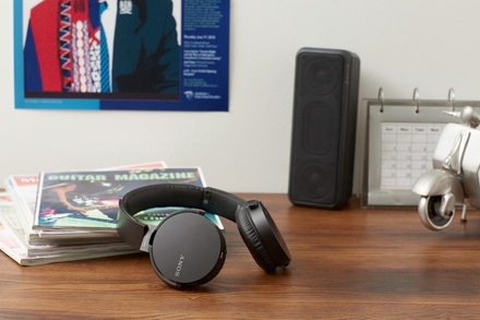 Polootevřená sluchátka Sony MDR XB650BT Black (2)